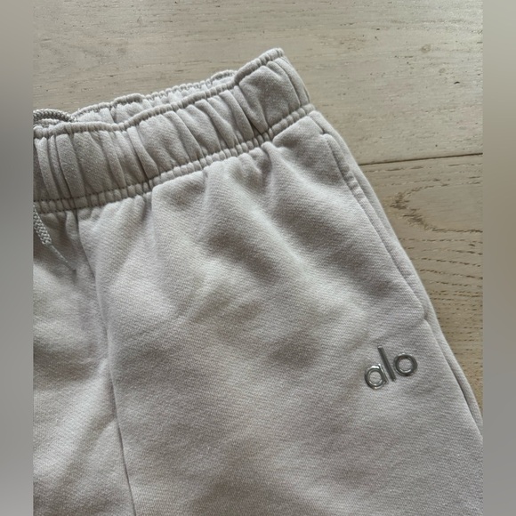Alo Accolade Sweatpant jogger cream XS - Picture 6 of 11